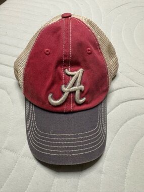 Red & Beige Alabama trucker hat